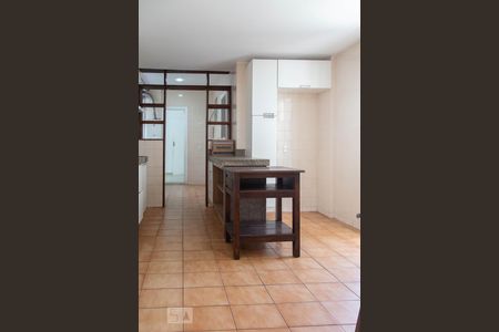 Apartamento à venda com 183m², 3 quartos e 2 vagasCozinha 