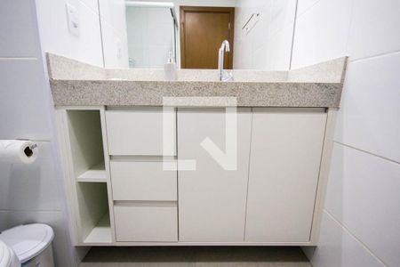 Studio para alugar com 39m², 1 quarto e 1 vagaDetalhe do banheiro