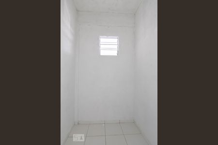 Quarto 2 de casa para alugar com 2 quartos, 40m² em Jardim Lajeado, São Paulo