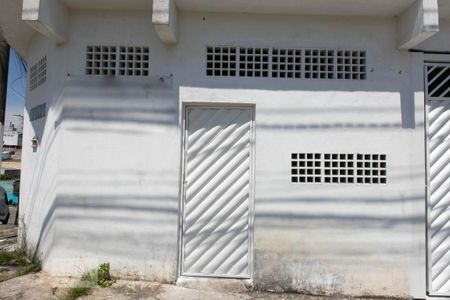 Casa para alugar com 40m², 2 quartos e sem vagaFachada