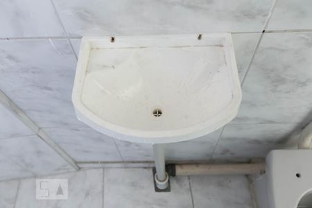 Casa para alugar com 40m², 2 quartos e sem vagaBanheiro