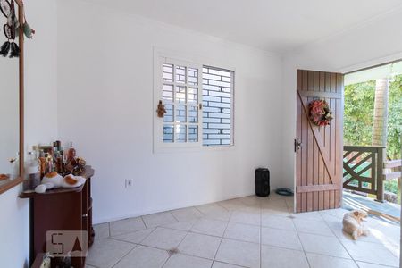 Sala de casa à venda com 3 quartos, 170m² em Nonoai, Porto Alegre