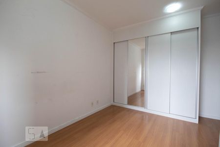 Suíte de apartamento para alugar com 2 quartos, 62m² em Continental, Osasco