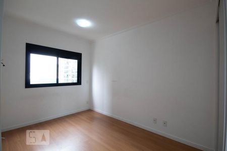 Suíte de apartamento para alugar com 2 quartos, 62m² em Continental, Osasco