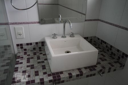 Casa à venda com 360m², 3 quartos e 5 vagasSuíte 2