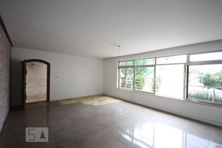 Sala de casa à venda com 3 quartos, 360m² em Jardim da Gloria, São Paulo