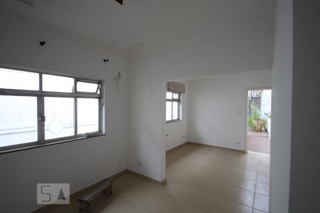 Casa à venda com 360m², 3 quartos e 5 vagasQuarto de Serviço