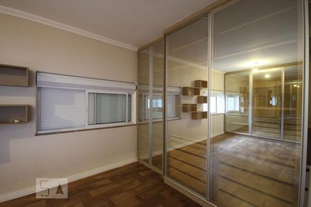 Casa à venda com 360m², 3 quartos e 5 vagasQuarto 