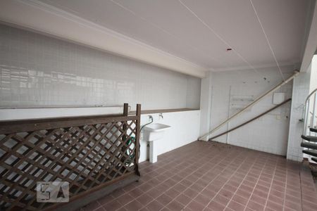 Casa à venda com 360m², 3 quartos e 5 vagasÁrea de Serviço