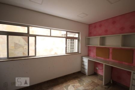 Escritório de casa à venda com 3 quartos, 360m² em Jardim da Gloria, São Paulo