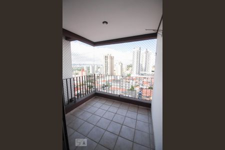 varanda sala de apartamento para alugar com 2 quartos, 68m² em Santa Teresinha, São Paulo