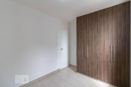 Quarto 1  de apartamento para alugar com 2 quartos, 50m² em Vila Mazzei, São Paulo