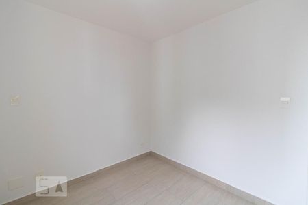Quarto 1  de apartamento para alugar com 2 quartos, 50m² em Vila Mazzei, São Paulo