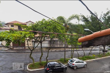 Casa à venda com 140m², 3 quartos e 2 vagas Casa à venda com 140m², 3 quartos e 2 vagasVista da Varanda