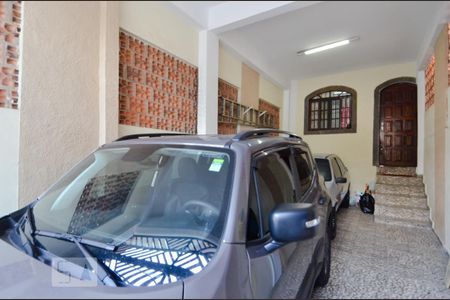 Casa à venda com 140m², 3 quartos e 2 vagas Casa à venda com 140m², 3 quartos e 2 vagasGaragem