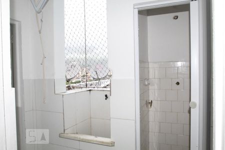 Apartamento para alugar com 80m², 2 quartos e 1 vagaÁrea de Serviço