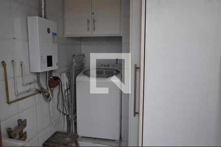 Apartamento à venda com 194m², 3 quartos e 1 vagaÁrea de Serviço