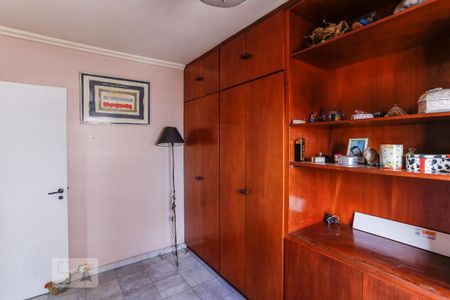 Apartamento à venda com 115m², 4 quartos e 2 vagasQuarto 3