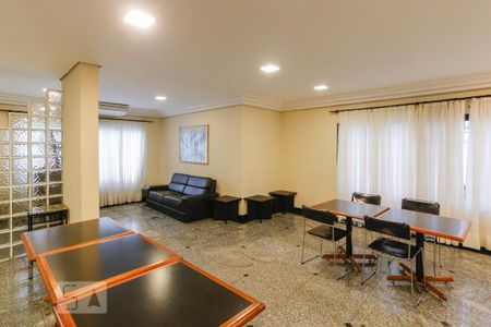 Apartamento à venda com 115m², 4 quartos e 2 vagasSalão de Festas