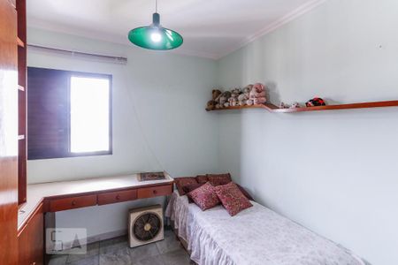 Apartamento à venda com 115m², 4 quartos e 2 vagasQuarto 2