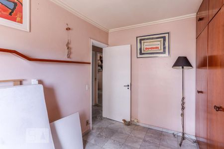 Apartamento à venda com 115m², 4 quartos e 2 vagasQuarto 3