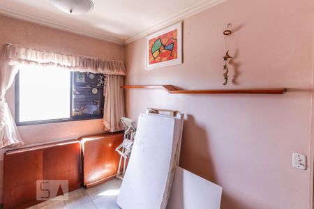 Apartamento à venda com 115m², 4 quartos e 2 vagasQuarto 3