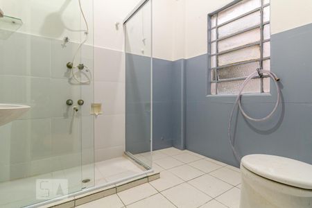 Studio para alugar com 32m², 1 quarto e sem vaga Studio para alugar com 32m², 1 quarto e sem vagaBanheiro