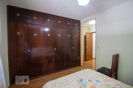 Casa à venda com 172m², 3 quartos e 2 vagas Casa à venda com 172m², 3 quartos e 2 vagasQuarto Suíte