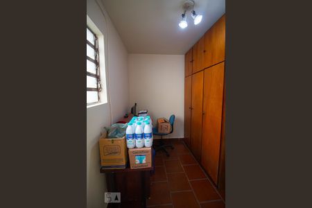 Casa à venda com 172m², 3 quartos e 2 vagas Casa à venda com 172m², 3 quartos e 2 vagasÁrea de Serviço