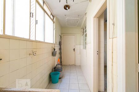 Apartamento à venda com 170m², 3 quartos e 1 vagaÁrea de Serviço