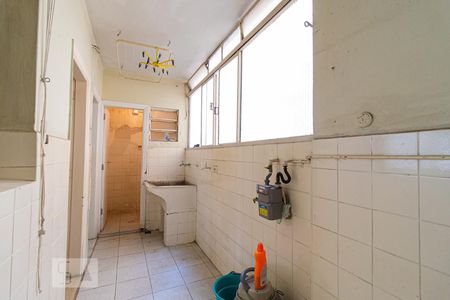 Apartamento à venda com 170m², 3 quartos e 1 vagaÁrea de Serviço