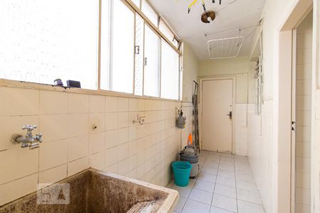 Apartamento à venda com 170m², 3 quartos e 1 vagaÁrea de Serviço