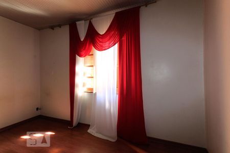 Casa à venda com 450m², 4 quartos e 2 vagasQuarto 3