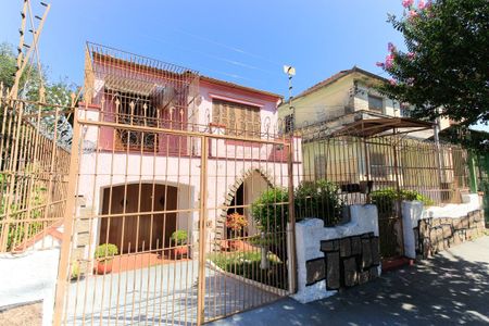 Casa à venda com 450m², 4 quartos e 2 vagasFachada