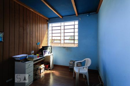 Casa à venda com 450m², 4 quartos e 2 vagasQuarto 4