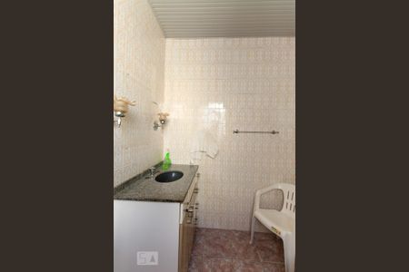 Casa à venda com 450m², 4 quartos e 2 vagasBanheiro 2