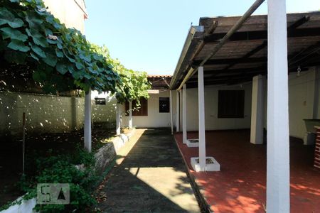 Casa à venda com 450m², 4 quartos e 2 vagasQuintal