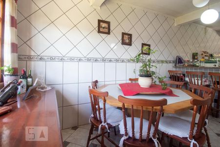 Casa à venda com 1000m², 3 quartos e 10 vagas Casa à venda com 1000m², 3 quartos e 10 vagasCozinha