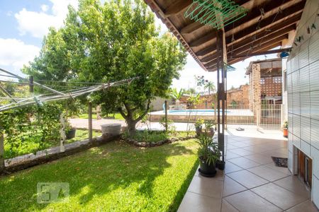 Casa à venda com 1000m², 3 quartos e 10 vagas Casa à venda com 1000m², 3 quartos e 10 vagasÁrea Externa