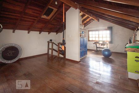 Casa à venda com 1000m², 3 quartos e 10 vagas