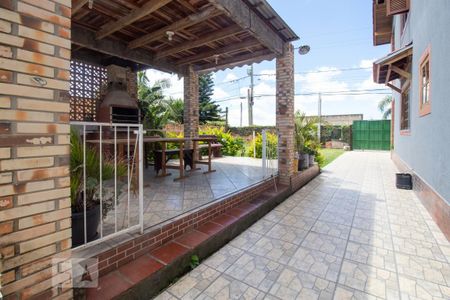 Casa à venda com 1000m², 3 quartos e 10 vagas Casa à venda com 1000m², 3 quartos e 10 vagasÁrea Externa