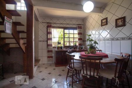 Casa à venda com 1000m², 3 quartos e 10 vagas Casa à venda com 1000m², 3 quartos e 10 vagasCozinha