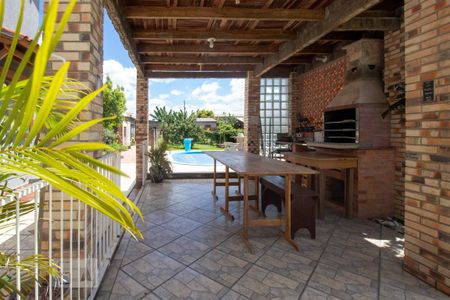 Casa à venda com 1000m², 3 quartos e 10 vagas Casa à venda com 1000m², 3 quartos e 10 vagasÁrea Externa