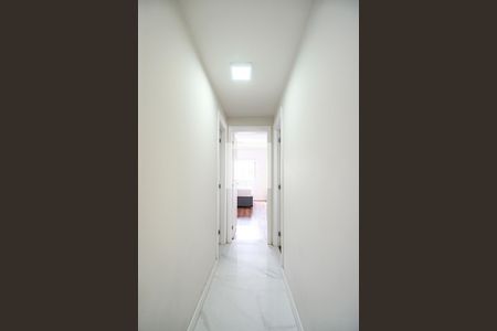 Apartamento para alugar com 80m², 2 quartos e 2 vagas Apartamento para alugar com 80m², 2 quartos e 2 vagasCorredor dos quartos