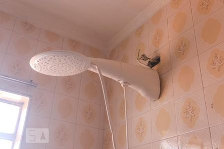 Casa à venda com 300m², 6 quartos e 4 vagasChuveiro