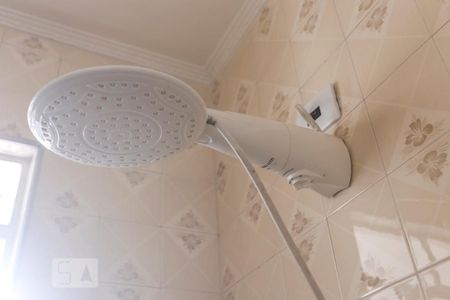 Casa à venda com 300m², 6 quartos e 4 vagasChuveiro