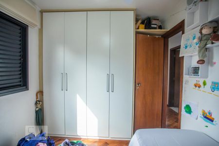 Apartamento à venda com 80m², 3 quartos e 1 vagaQuarto 2 - Armários