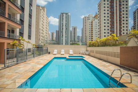 Apartamento à venda com 80m², 3 quartos e 1 vagaÁrea comum - Piscina