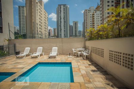 Apartamento à venda com 80m², 3 quartos e 1 vagaÁrea comum - Piscina