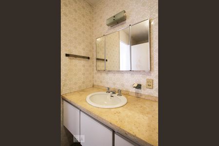 Apartamento à venda com 104m², 3 quartos e 1 vagaBanheiro